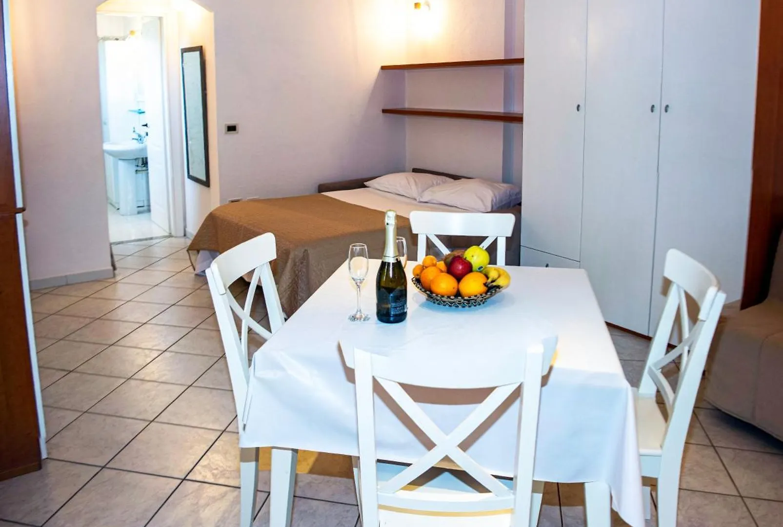 Ampio Attico Monolocale Con Terrazza Apartment Santa Teresa Gallura 0*,